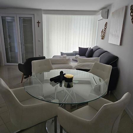 Apartman Stella Rovanjska Exterior photo